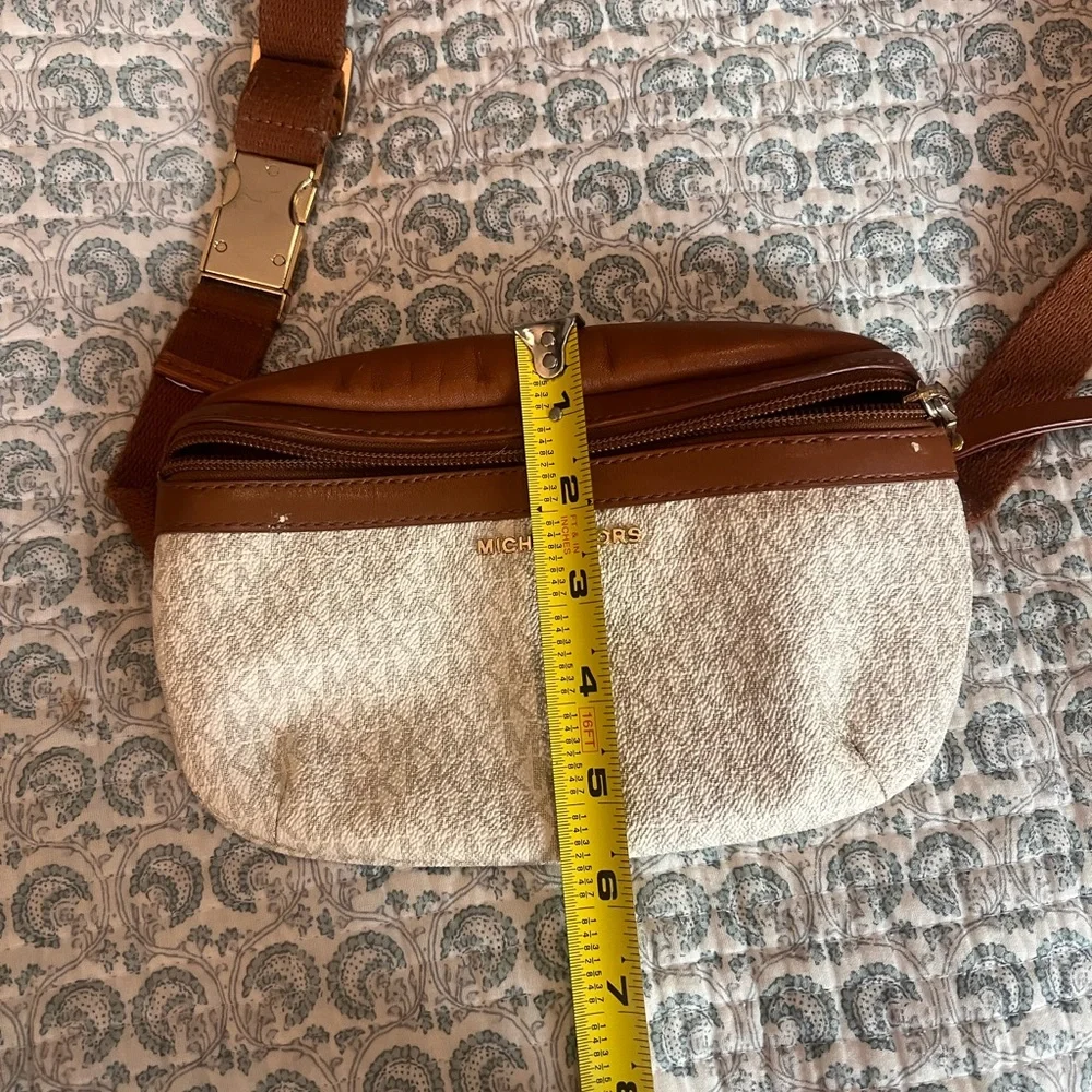 Michael Kors Tan and Cream Belt Bag